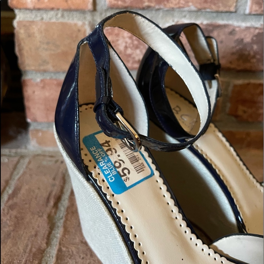 BCBG Paris Lakyle2 Navy Wedges - Picture 3 of 12